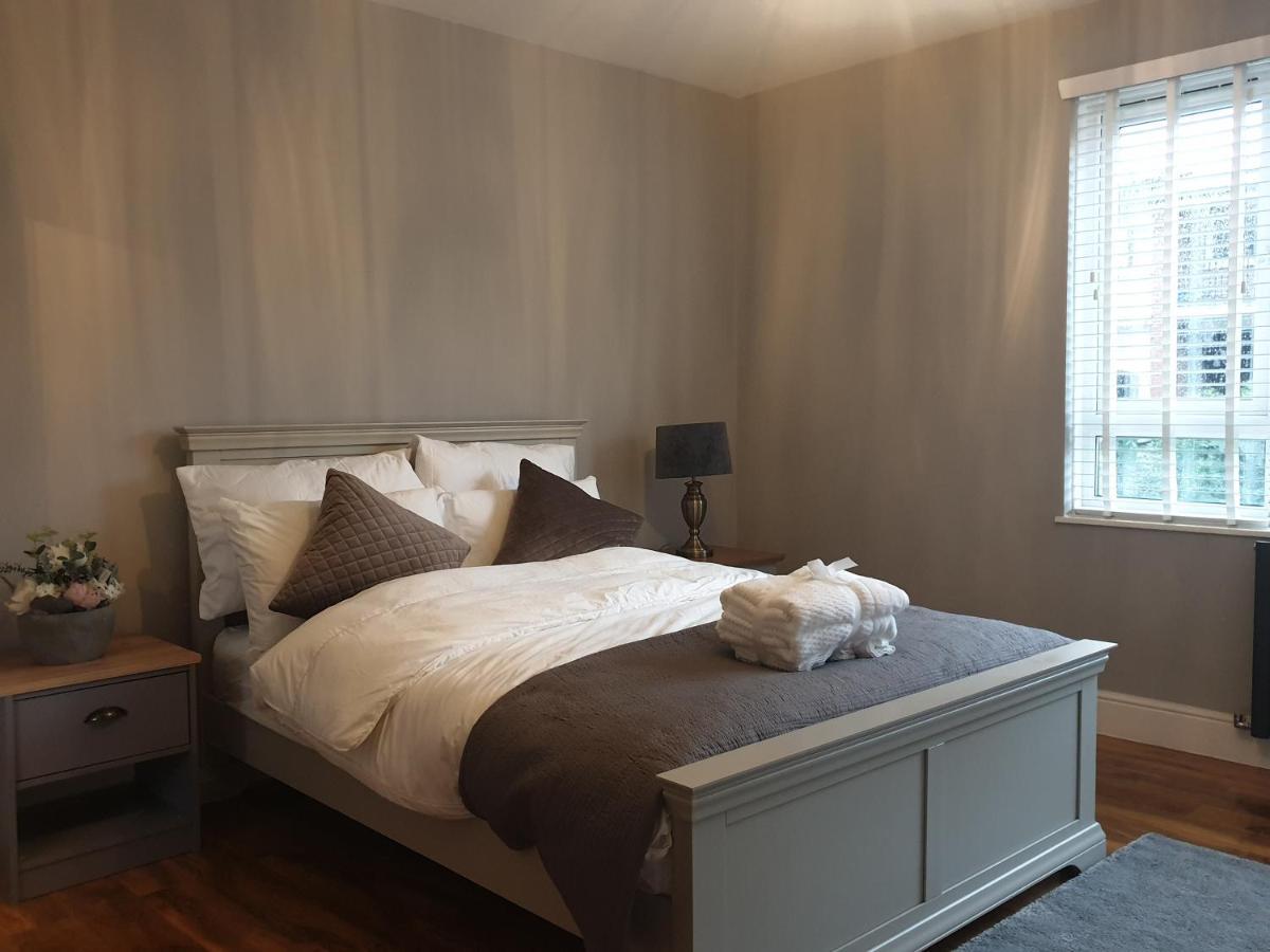 Arsenal Highbury & Islington Beautifully Presented Bed & Breakfast London Bagian luar foto
