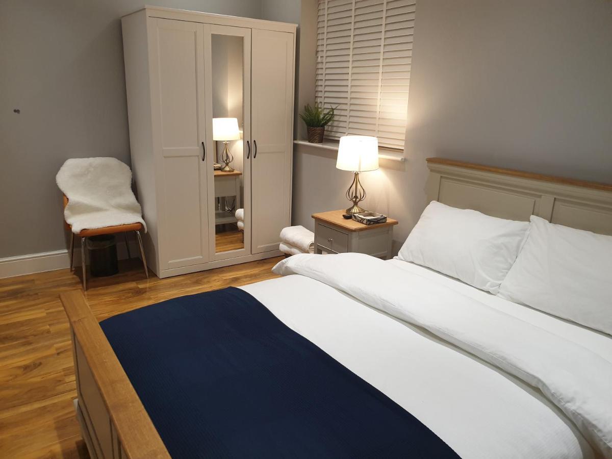 Arsenal Highbury & Islington Beautifully Presented Bed & Breakfast London Bagian luar foto