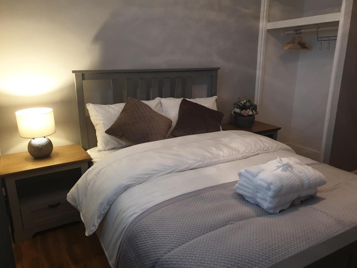 Arsenal Highbury & Islington Beautifully Presented Bed & Breakfast London Bagian luar foto